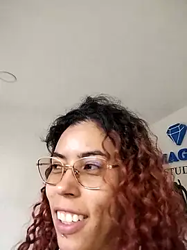 Pamelamiler__ webcam