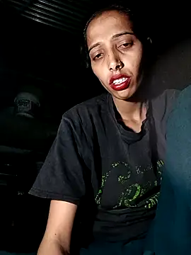 Pinki_thakur_1 webcam