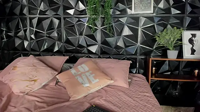 elliot_colton webcam