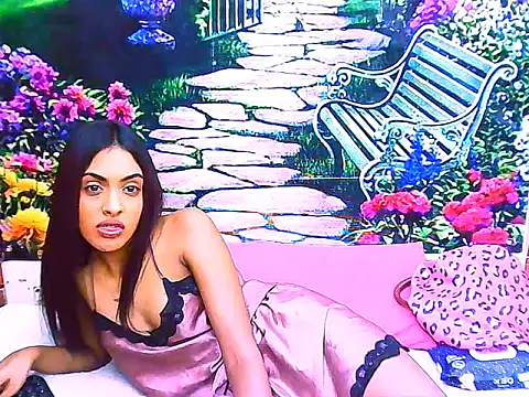 IndianPretty14u2Luv webcam