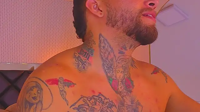 matthew_lennox_ webcam