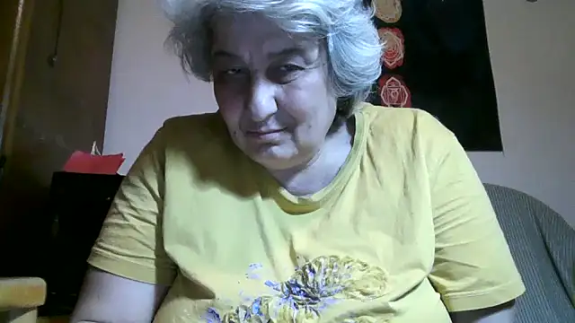 ExquisiteMature webcam