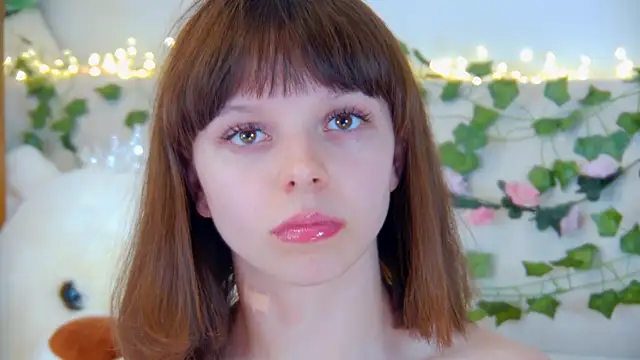 ElisabethDavis webcam