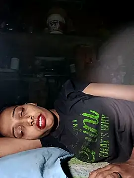 Pinki_thakur_1 webcam