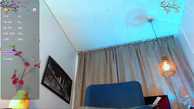 katha_Crawford webcam