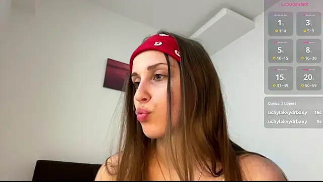 evarenard (Ask my age) - make your butt red like a tomato