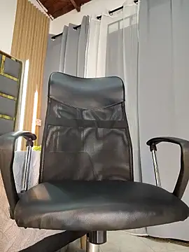 Oliver_bigblack_cock webcam