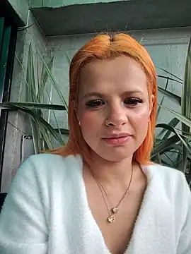 cataleya_16 (F young) - Show tits 🍒