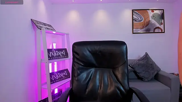 Alicee_Broownn webcam