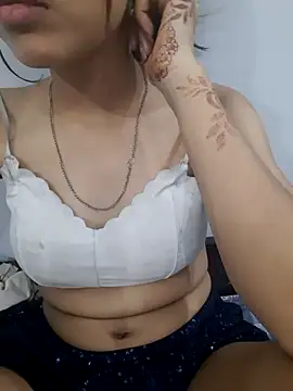 Webcam Model (Baby_girl67)  is live.Free join now!