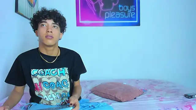 Pleasure_boys_hot webcam