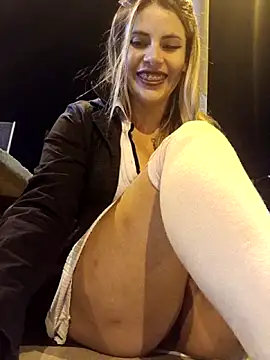 cata_city1106 (F young) - Cum public💦😏