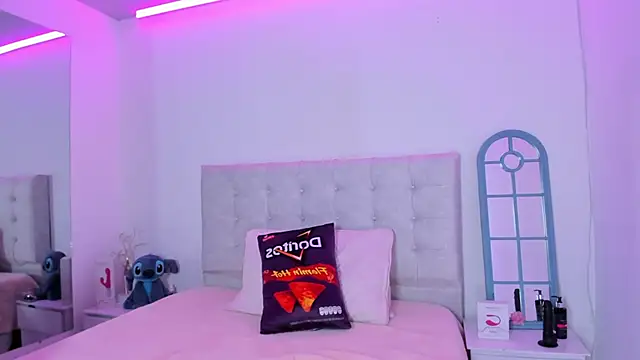 Vanessa_cruz_18 webcam