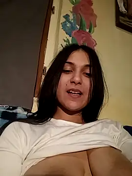 amira1348 webcam