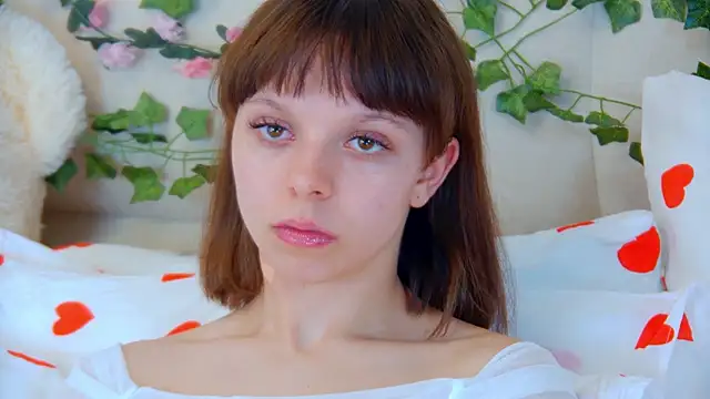 ElisabethDavis webcam