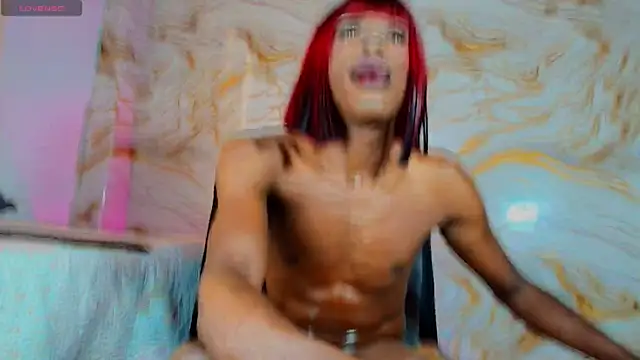 EbonyHansNight webcam