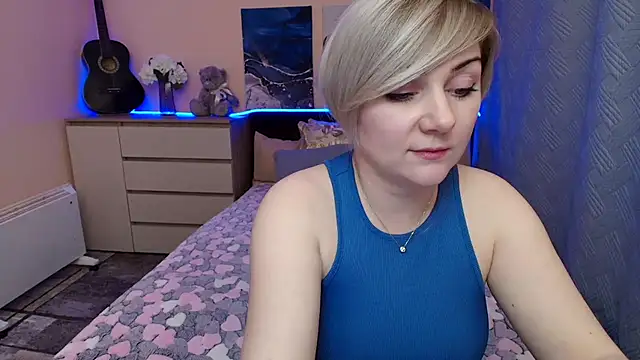 BlondPearl webcam