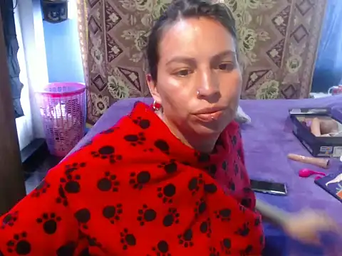 layanafuckass webcam