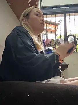 Danielavegax live sex cam