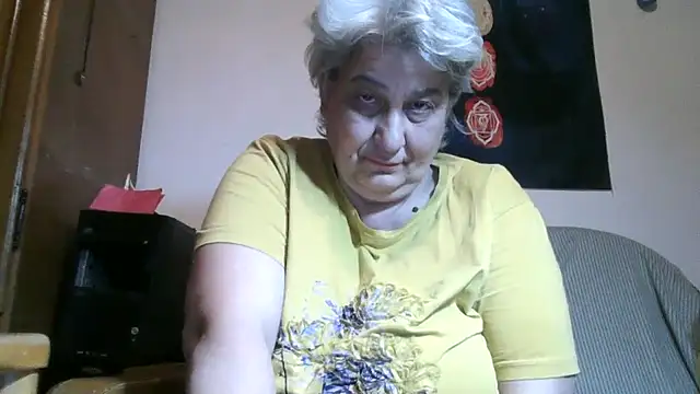 ExquisiteMature webcam