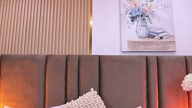 SaraLugo - Live Cams