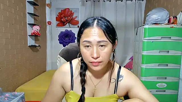 Filipina_Desire webcam