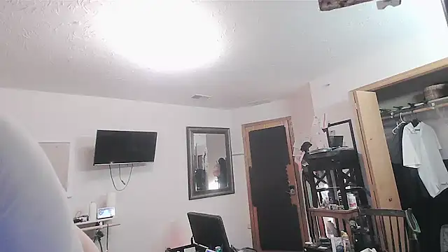 sissytrapdolly24 webcam