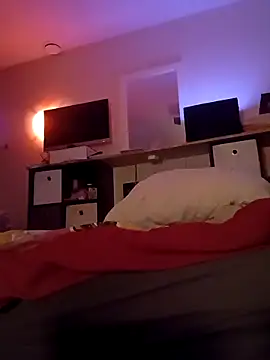 sissytrapdolly24 webcam