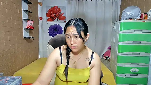 Filipina_Desire webcam