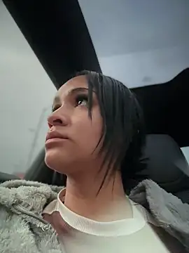 Isabella-Teen webcam