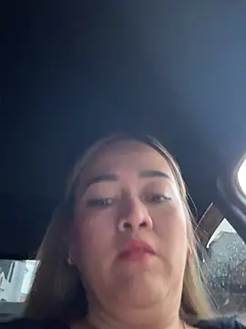 Danielavegax live sex cam