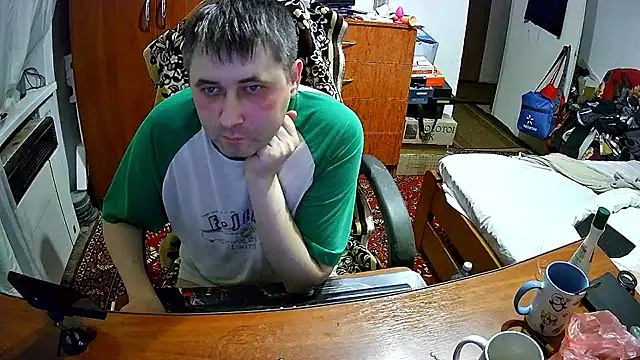 tores992 (Ask my age) - Без трусов заставьте кончить