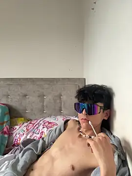 dylann_ross (M twink) - SHOW COCK X 5 MIN 🫣