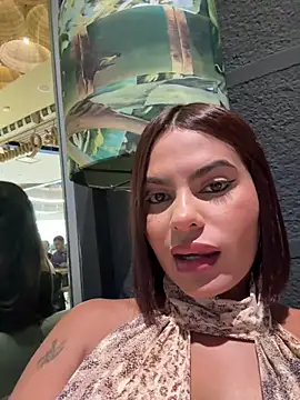 Irina_Velvett webcam