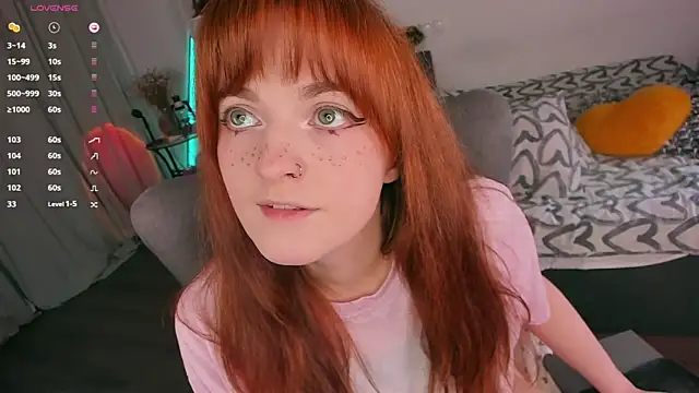 Alice_CutePerv webcam