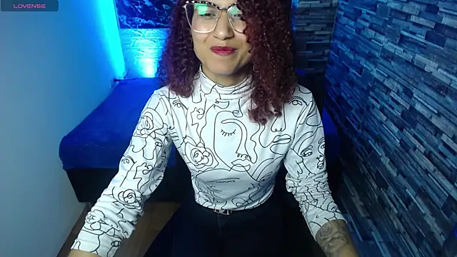 molly_bianco webcam