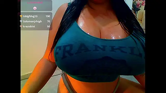 Bigcocksexyluisa webcam