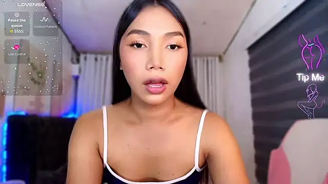 fuckingnaughtyjade webcam