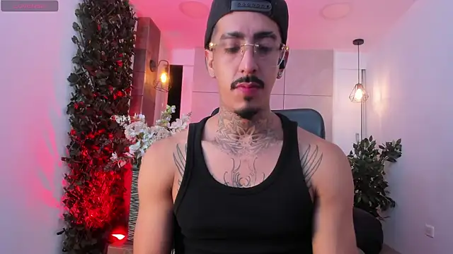 donovan_desmond (M young) - ASS PLAY + JERK OFF ❤️‍🔥