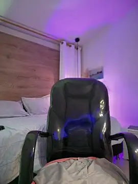 halaaa_1 (F young) - OPEN MY PUSSY😈