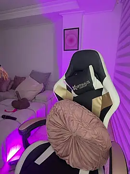 mckenzieklein webcam