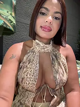 Irina_Velvett webcam