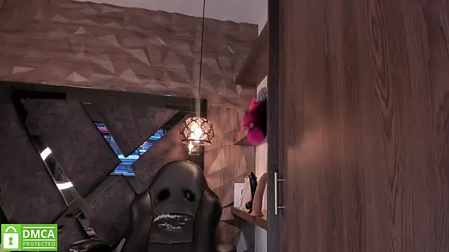 brenda_kiss_ (F young) - play with my tits