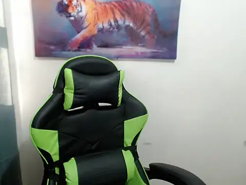 Princessaprilxxx webcam