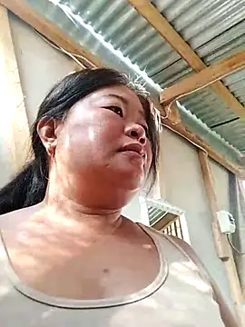 Lovelywoman43 webcam