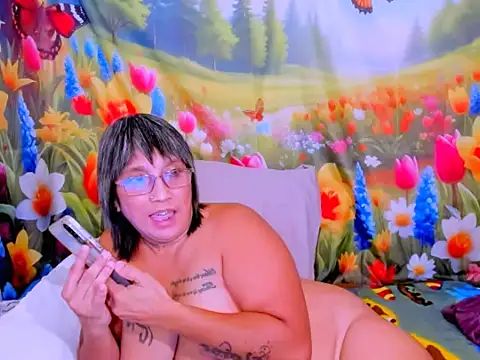 indianroxy webcam