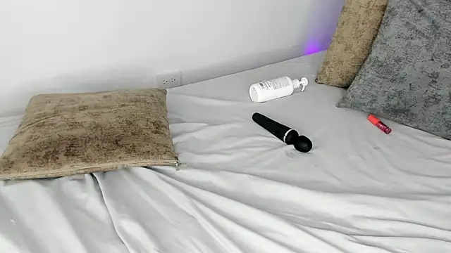 niicole_steele_ webcam