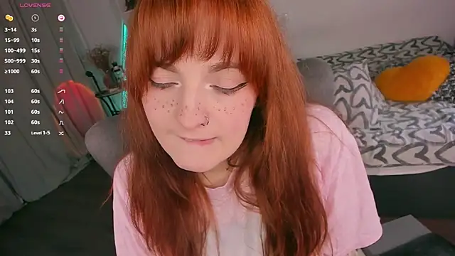 Alice_CutePerv webcam