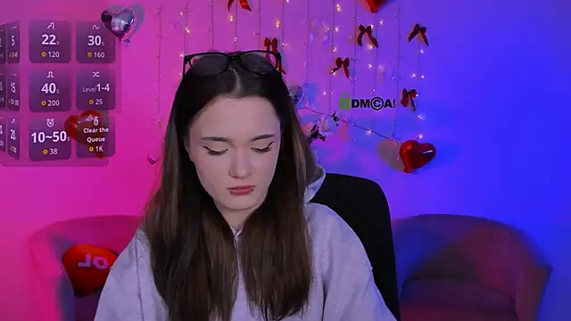 liana_kisses - Liana_kisses's free webcam - UK Sex Cams