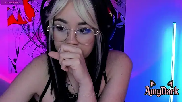 _AmyDark webcam